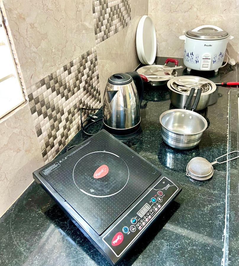 Truelife Homestays - Alamelu Avenue - Fully Furnished Ac 2Bhk Apartments In Tirupati - Walkable To Restaurants & Super Market - Fast Wifi - Kitchen - Easy Access To Airport, Railway Station, Sri Padmavathi & Tirumala Temple Екстер'єр фото